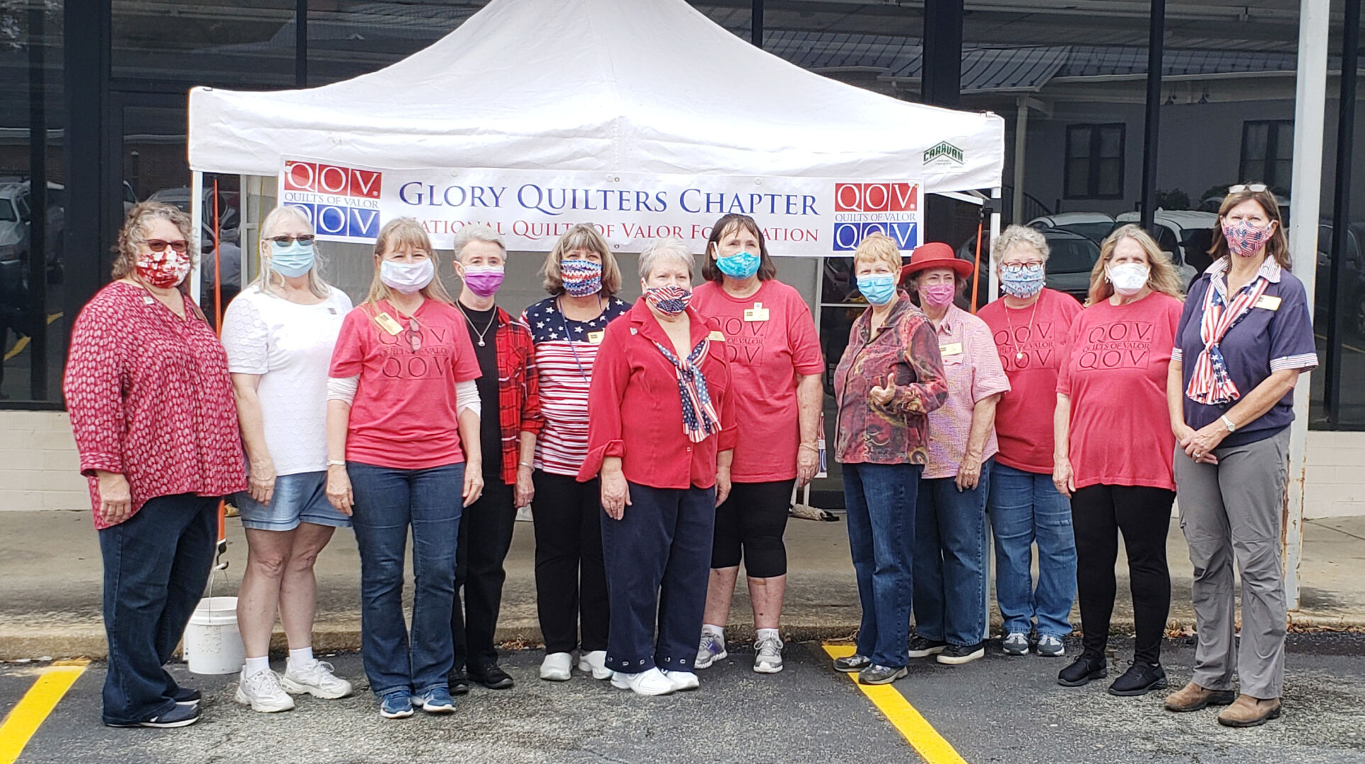 Clarksville Glory Quilters present quilts to local Veterans